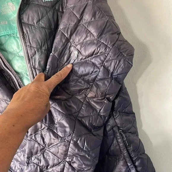 The North face Thermaball light quilted jacket - Picture 8 of 9